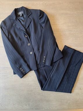 Womens Black Pinstripe Pantsuit, Size 2P
